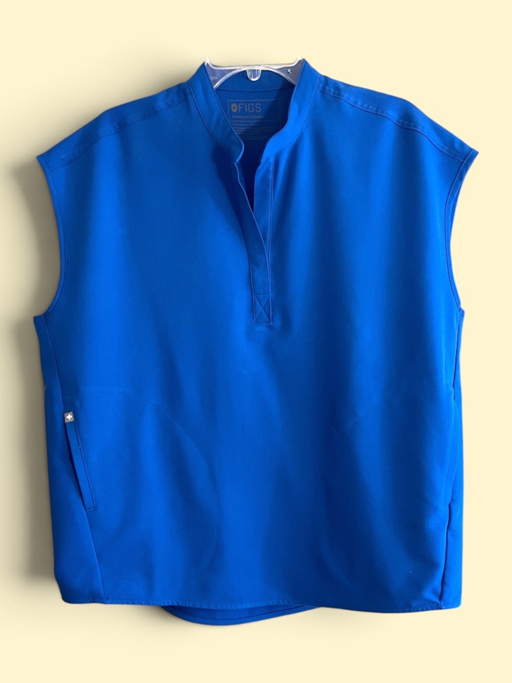 Figs Royal Blue (#6202) Rafaella Scrub Top Size Large